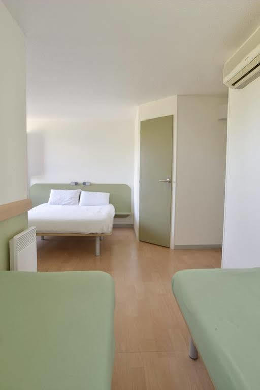 Hotel Ibis Budget Lyon Sud Saint-Fons A7 المظهر الخارجي الصورة